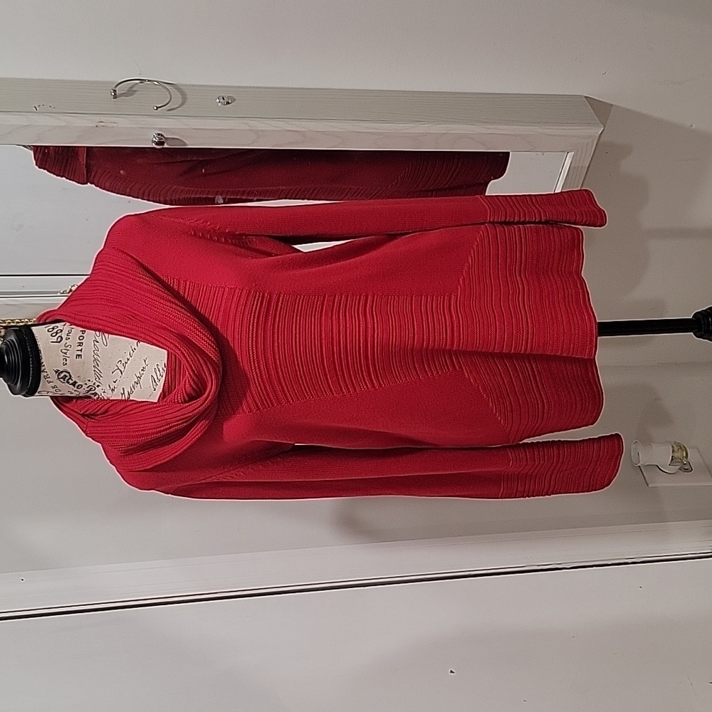 Calvin klein Sweater Size Medium A49